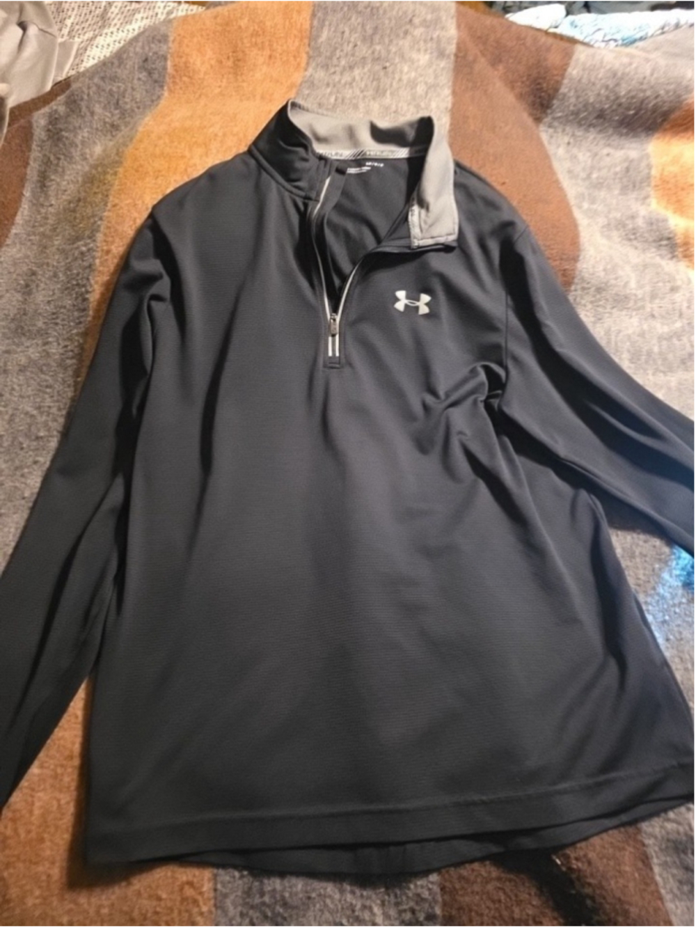 Under Armour Men's 1/4 Zip Long Sleeve Size M